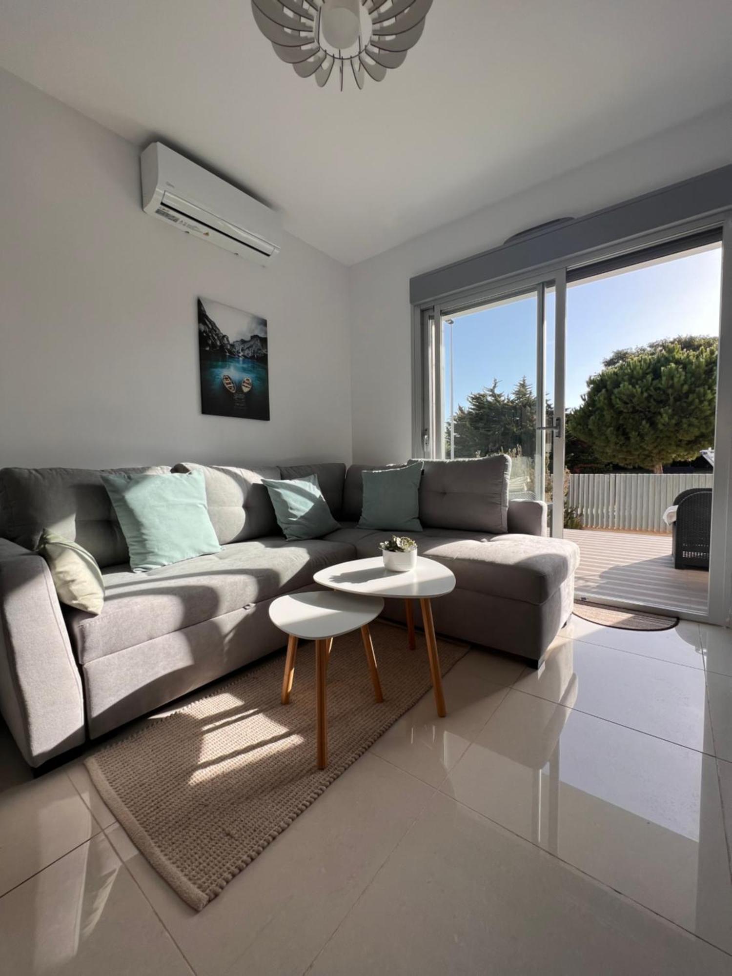 Bungalow En Punta Prima 2 Dormitorios Y Piscina Торевьиа Экстерьер фото